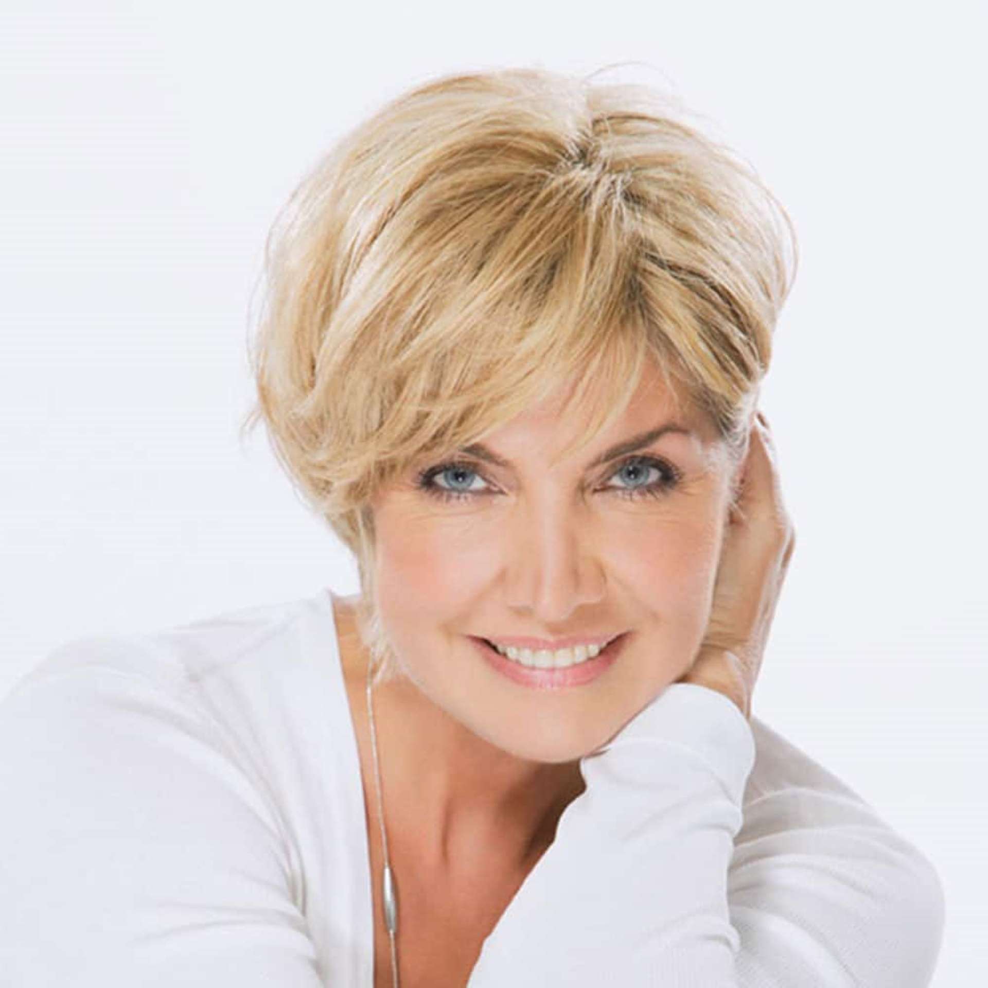 hd-haarverdichtung-oberkopf-microlines-uschi-nachher-komp